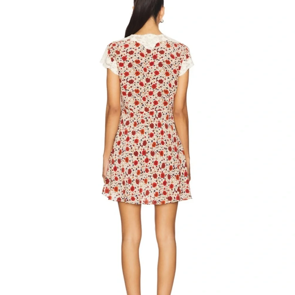 RIXO lace trimmed Floral Red and Cream miniDress NEW - Picture 15 of 15